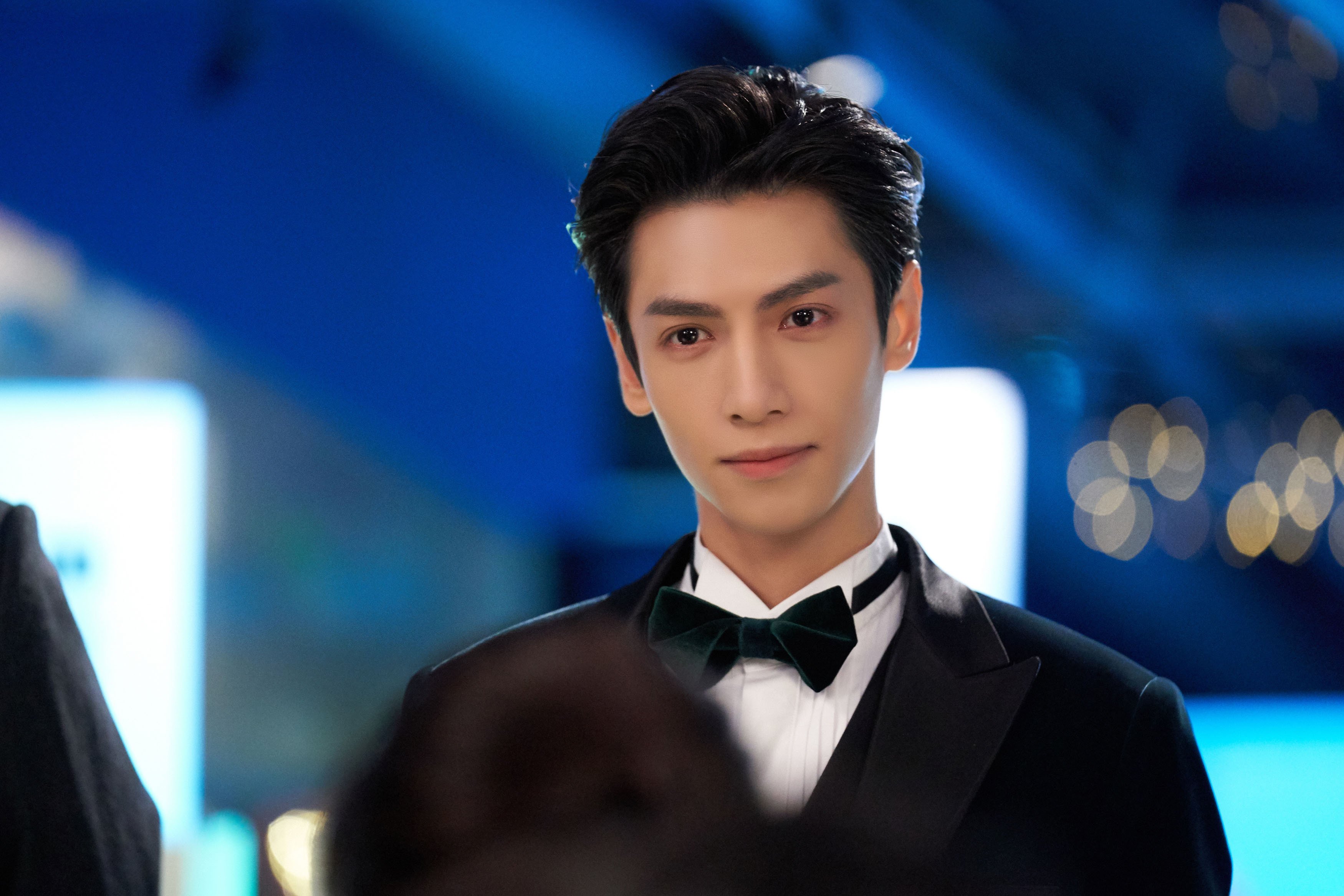 开云体育入口-绿茵之上，暗巷之中，福克斯的荣耀节点