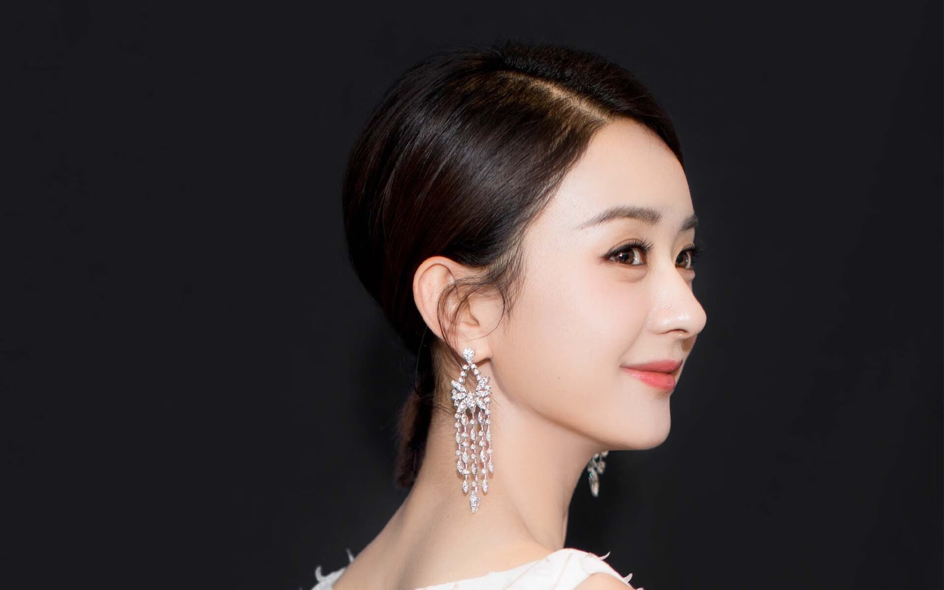 铁壁防线对决非洲雄狮，葡萄牙战术纪律如何锁死喀麦隆的欧冠级焦点战