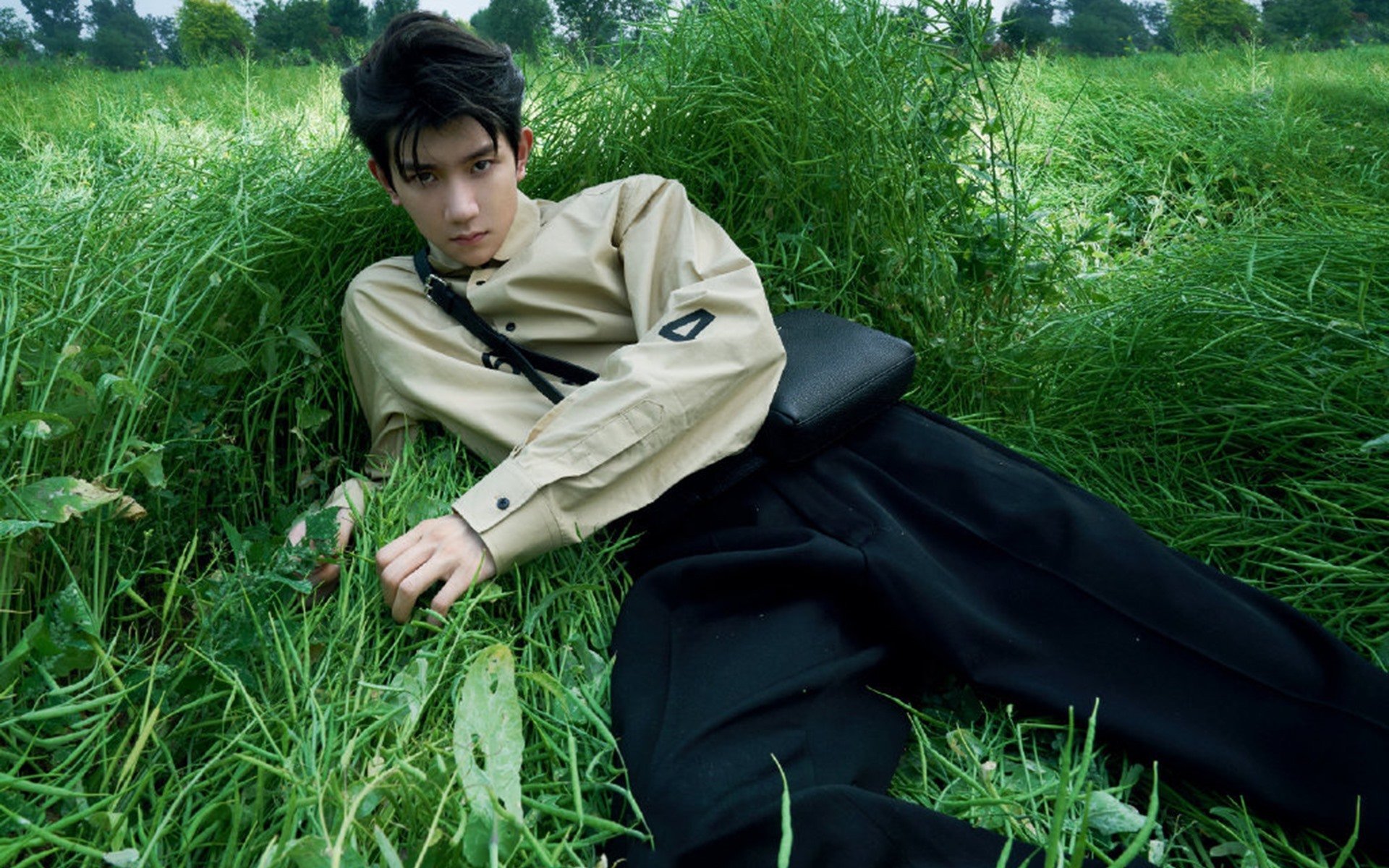 新王加冕，奥利维耶的冠军级演出，佛罗伦萨在波斯湾击碎卡塔尔铁壁