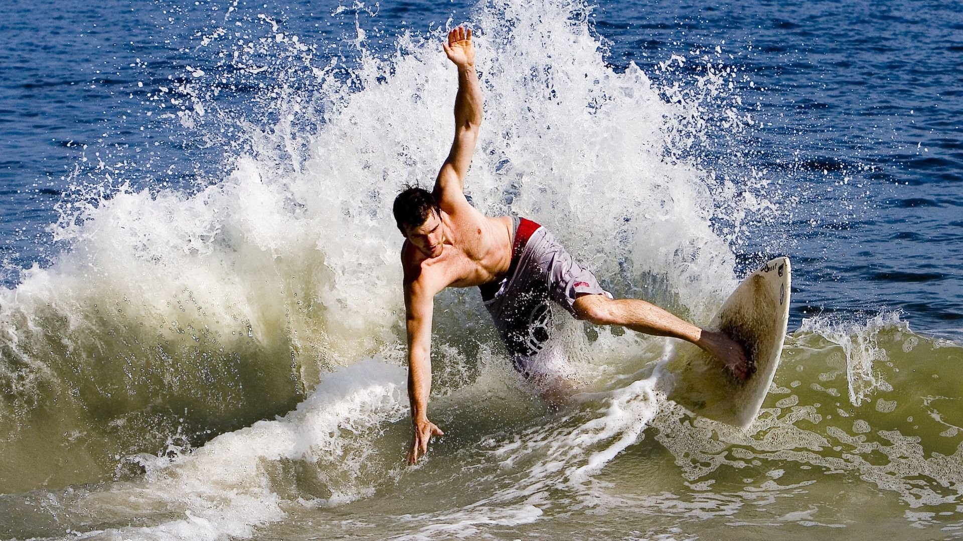 指挥官与新大陆，罗德里戈只手绘战图，巴拉圭铁蹄踏破挪威堡垒