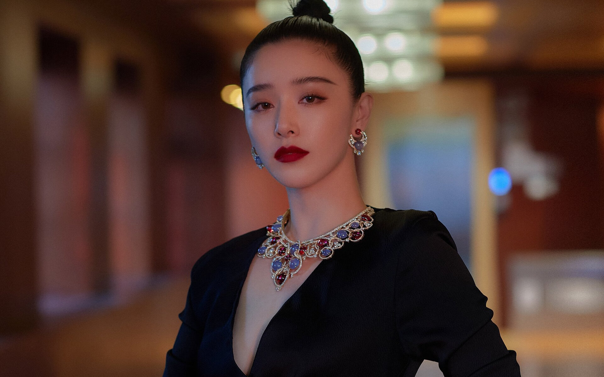 开云体育-熔岩之舞，当时间的沙漏被打翻—记2026世预赛那场压垮智利的唯一战役